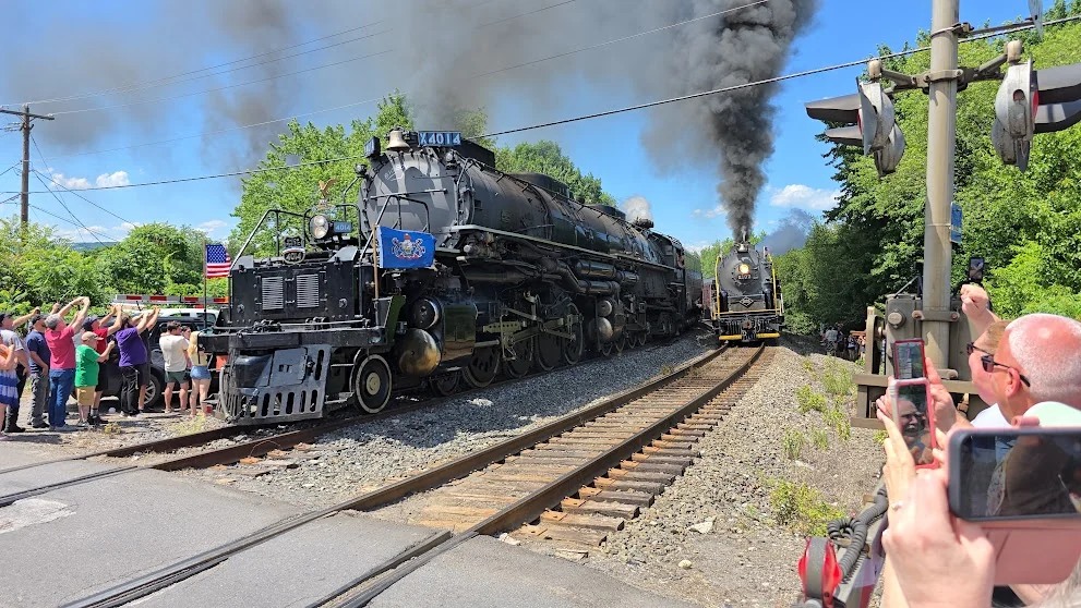 Union Pacific Big Boy 4014 under steam, photographed trackside by LVTrains